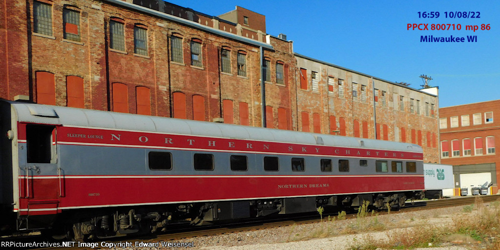 Northern Dreams tags along on Empire Builder 7